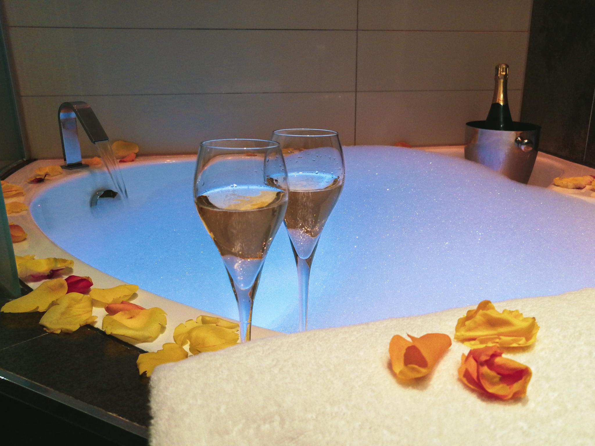 Secret De Paris - Hotel & Spa (Adults Only) Bagian luar foto