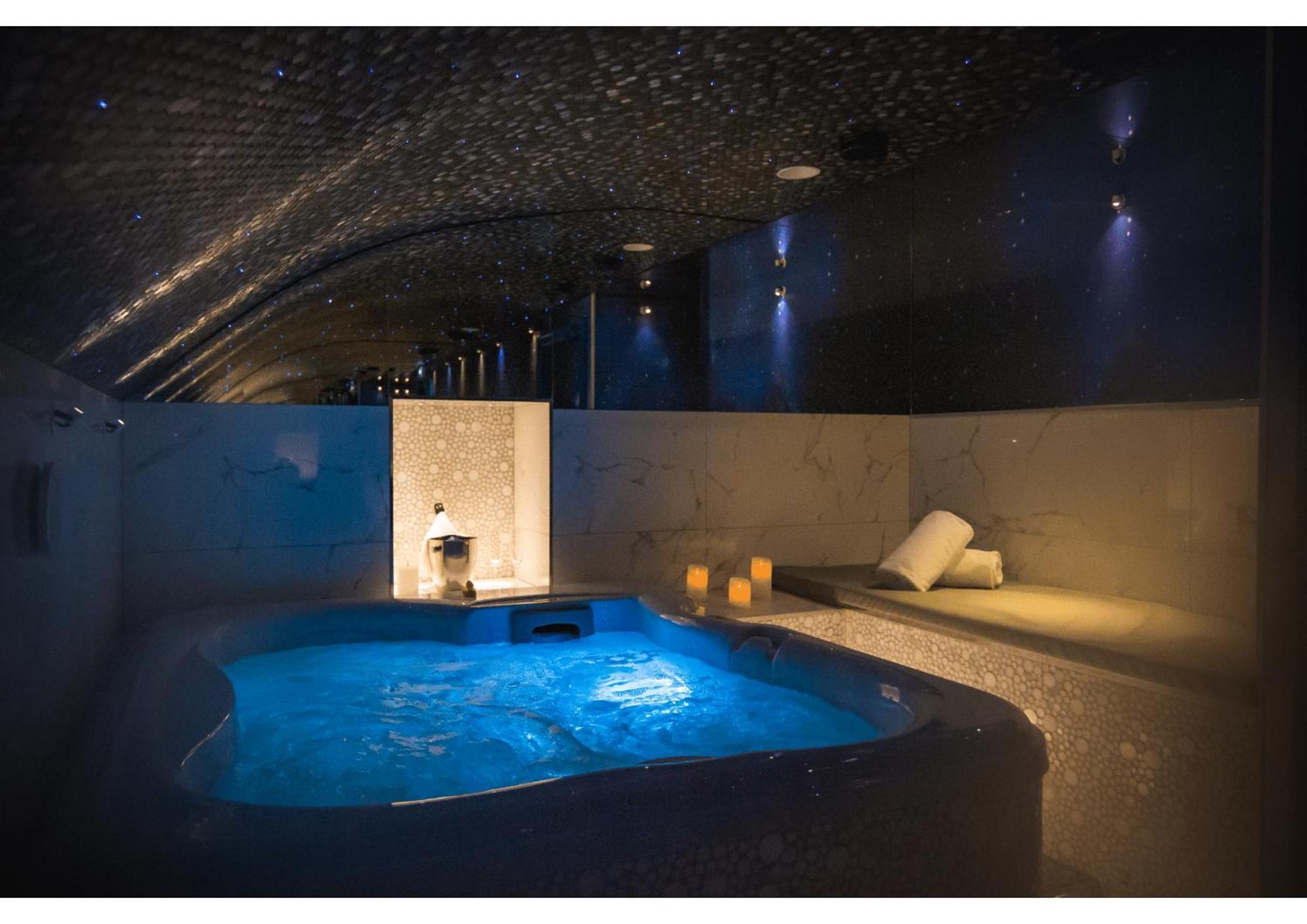 Secret De Paris - Hotel & Spa (Adults Only) Bagian luar foto